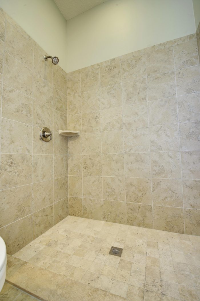 17Walk-in Shower for Guest Bathroom